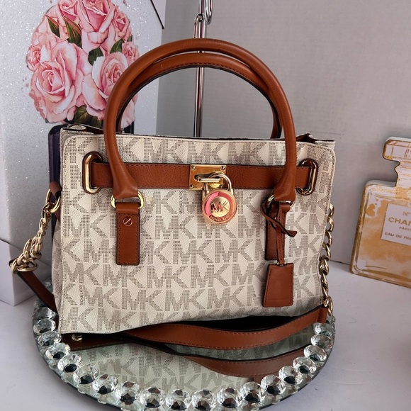 Michael Kors Hamilton vanilla and brown Logo Satchel Handbag or shoulder bag - Picture 4 of 13